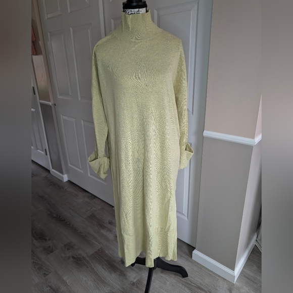 Free People Dresses & Skirts - NWT Free People Long Sleeve Turtleneck Midi Dress in Light Yellow